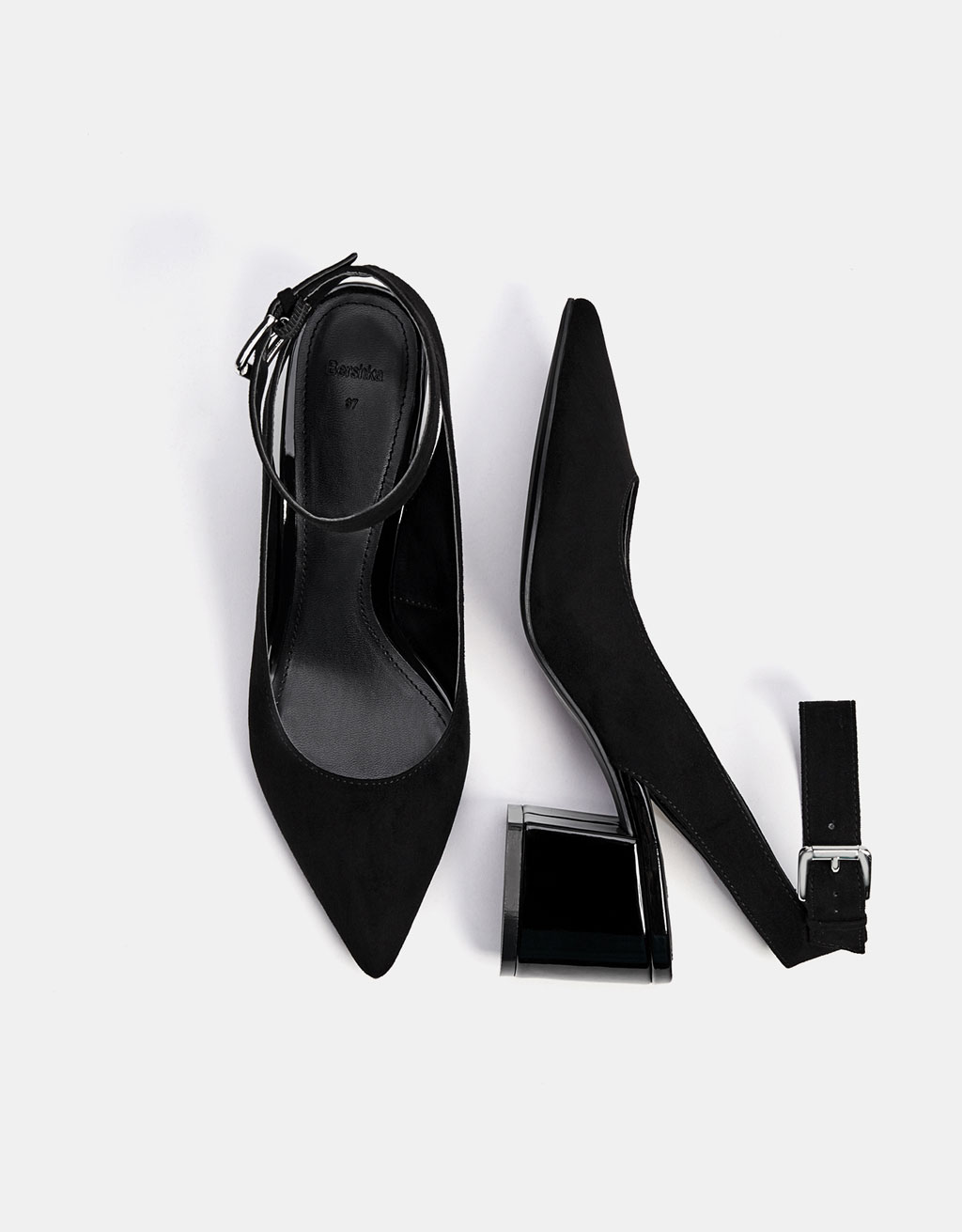 Chaussures talon midi ouvertes derrières